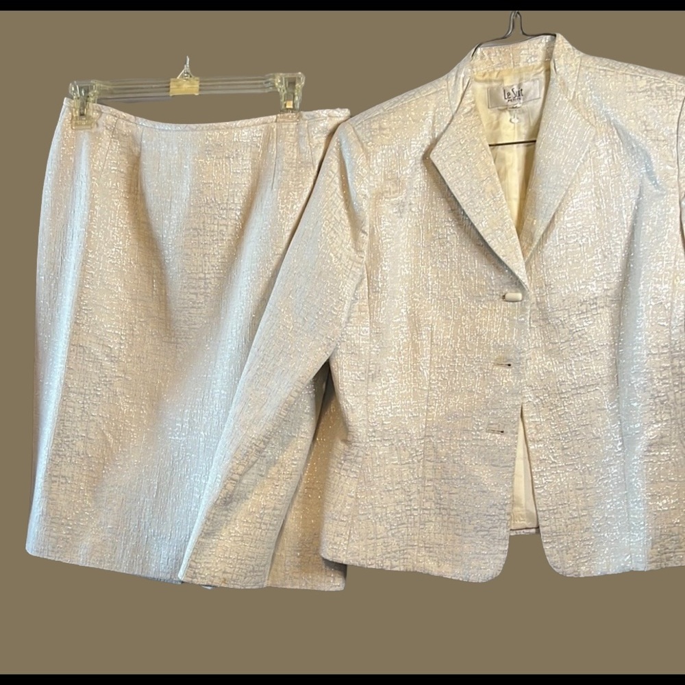 Le Suit in Silver and White
